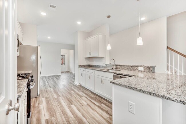 Building Photo - 1129 Boswell Ct