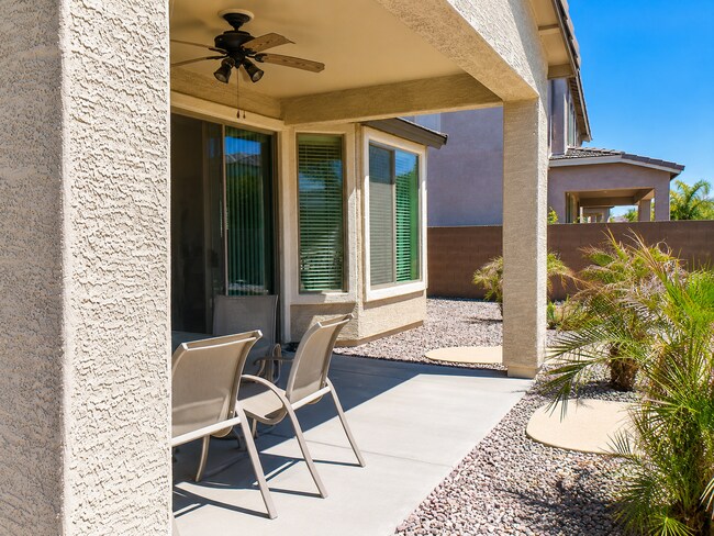 Building Photo - Spacious 5-Bedroom Gilbert Home with a Sparkling Pool!