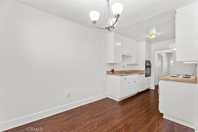 Building Photo - 12200 Montecito Rd