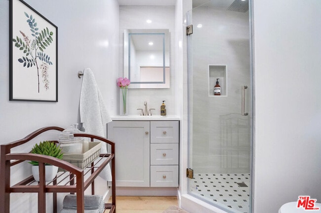 Building Photo - 8404 Holy Cross Pl