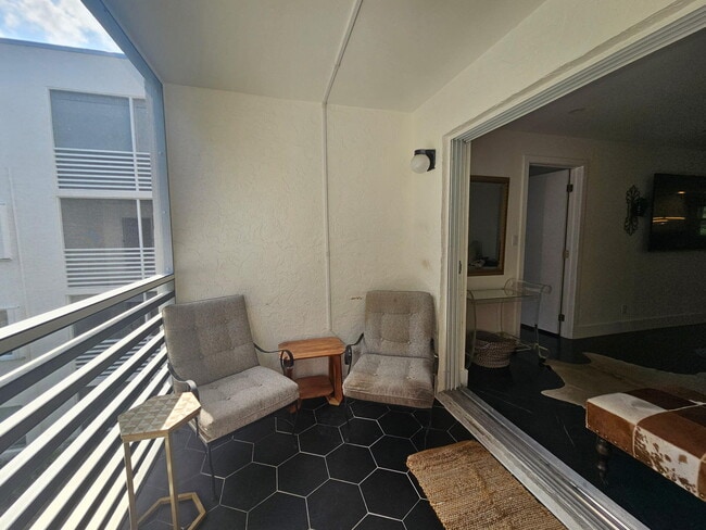 Building Photo - 1541 S Ocean Blvd