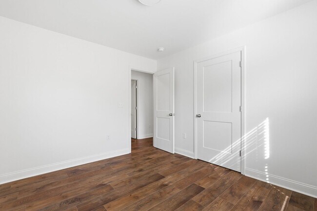 Building Photo - Newly Renovated Home in Westside Savannah