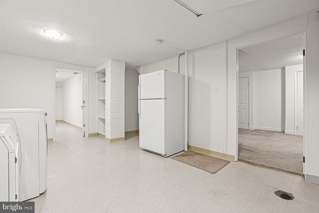 Building Photo - 4810 Rockwood Pkwy NW