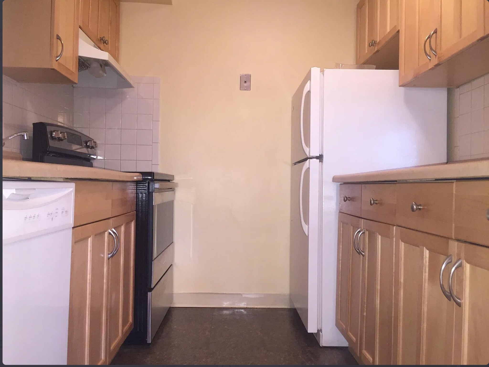 Building Photo - 157 Franklin St