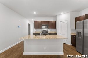 Building Photo - 829 Margay Lp