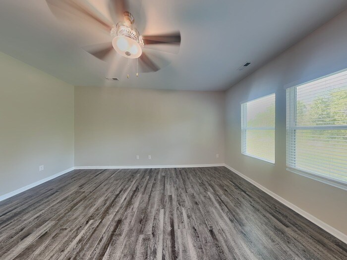 Building Photo - 779 Pointe Andrews Drive