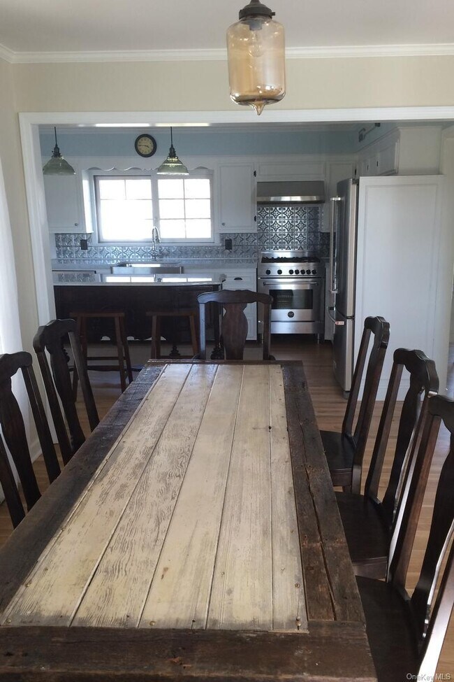 Building Photo - 56 Seaman Rd