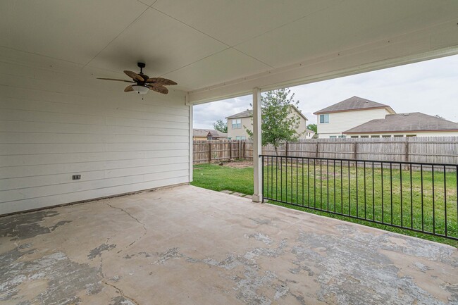Building Photo - 480 Wind Murmur