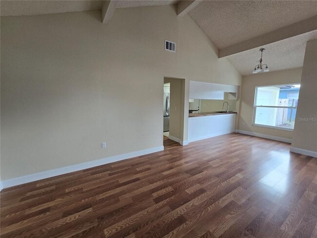 Building Photo - 1358-1355 Five Iron Dr