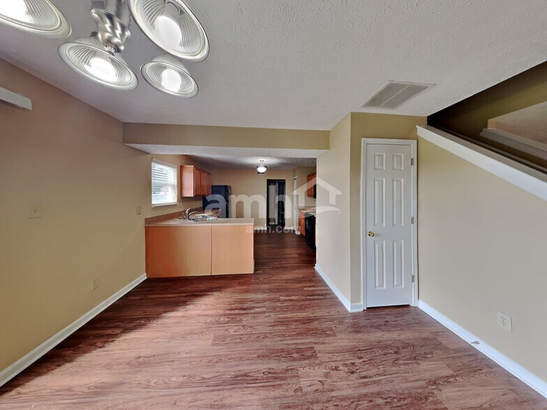 Building Photo - 8046 Wichita Hill Dr