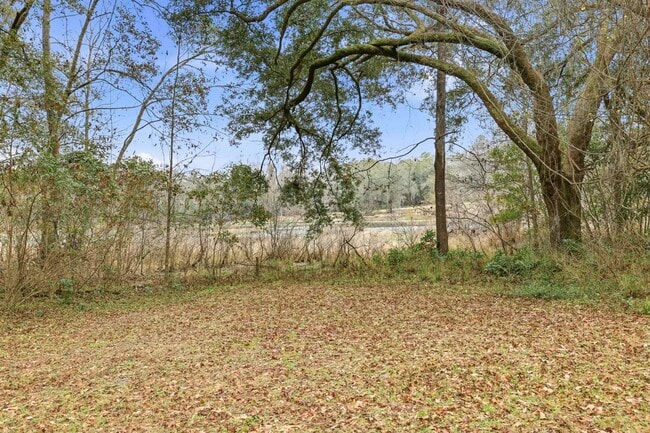 Building Photo - 7585 Skipper Ln