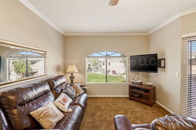 Building Photo - 10030 W Indian School Rd