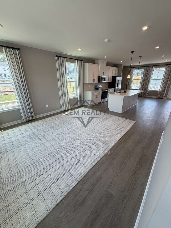 Building Photo - 8700 Stevenson Ln