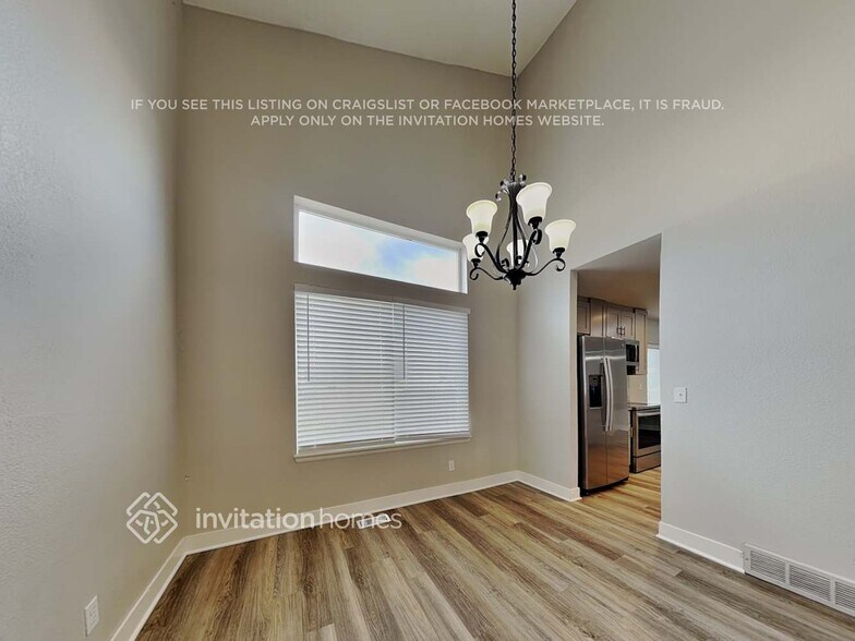 Building Photo - 720 Ancestra Dr