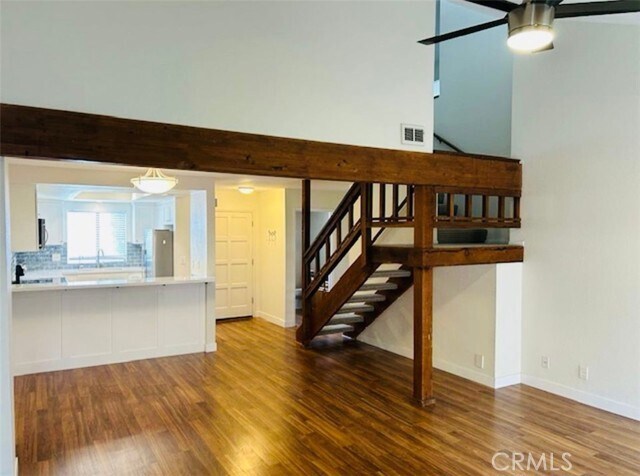 Building Photo - 1699 Longbranch Ave