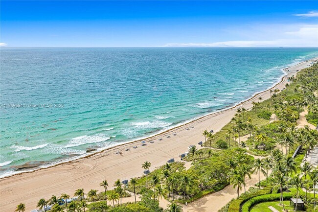 Building Photo - 10295 Collins Ave