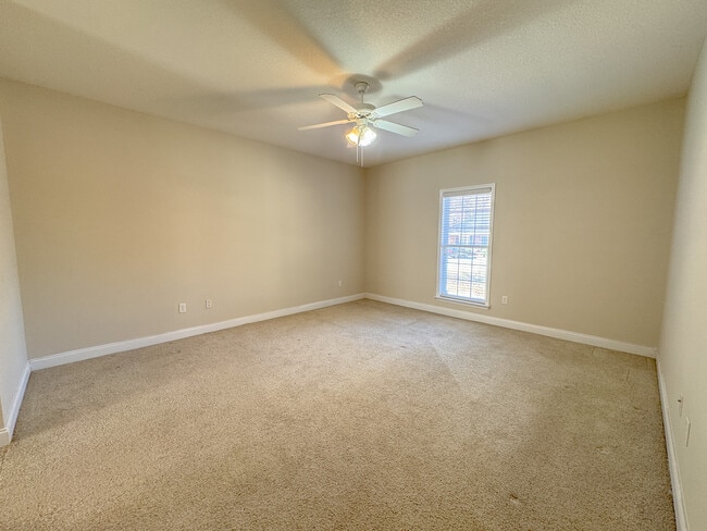 Building Photo - 1220 Lattice Ct