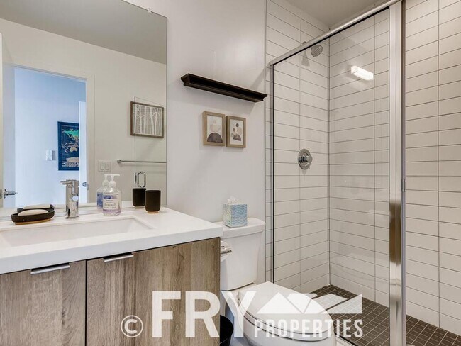 Building Photo - New Condo in South Sloan's Lake