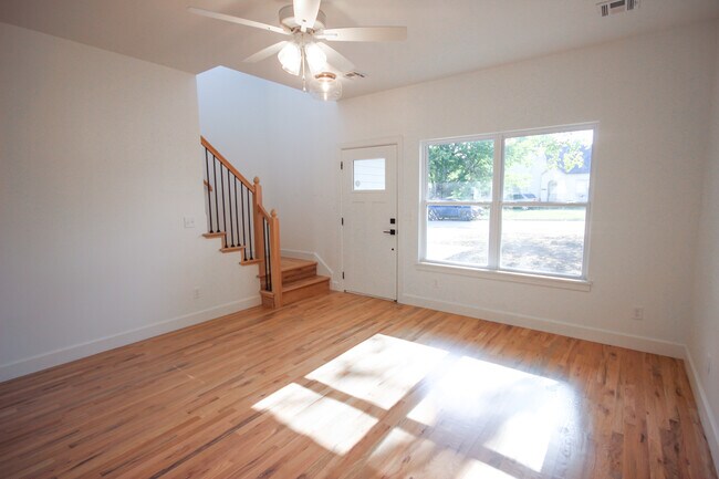 Building Photo - 924 S Allegheny Ave