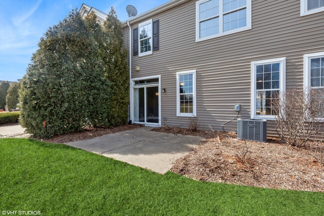 Building Photo - 1222 Courtland Cir