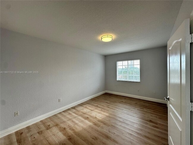 Building Photo - 17425 NW 75th Pl