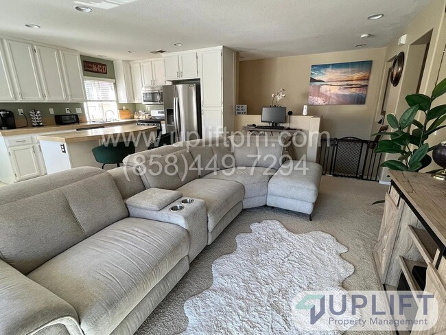 Primary Photo - Charming 2-Bedroom Condo in Otay Ranch – P...