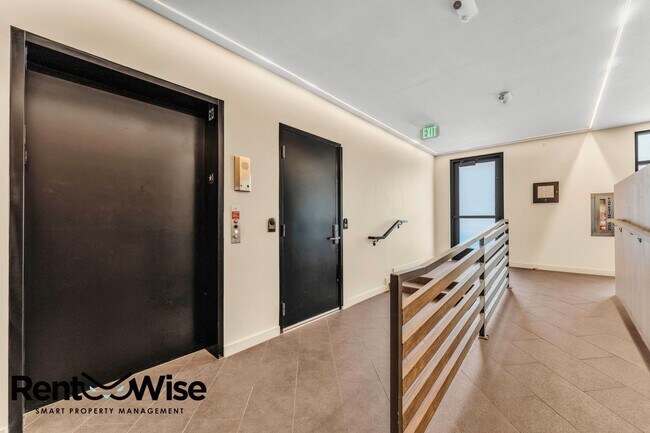 Building Photo - 1201 Sutter St