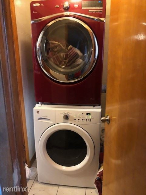 Building Photo - 5 br, 3 bath House - 3325 Ward St