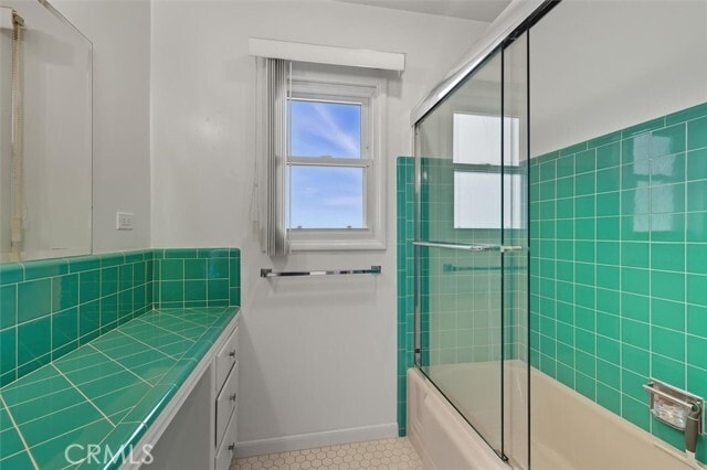 Building Photo - 3644 S Cabrillo Ave