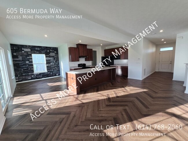 Building Photo - 605 Bermuda Way