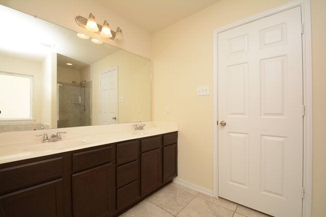 Building Photo - 2214 Forest Floor Ct