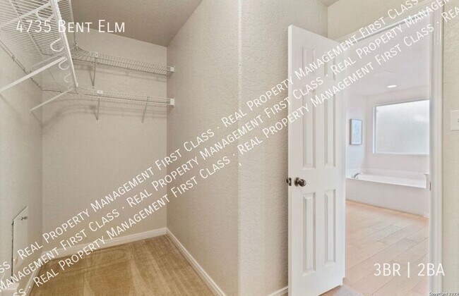 Building Photo - 4735 Bent Elm