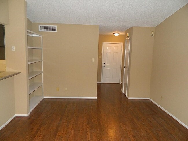 Building Photo - 2120 El Paseo St