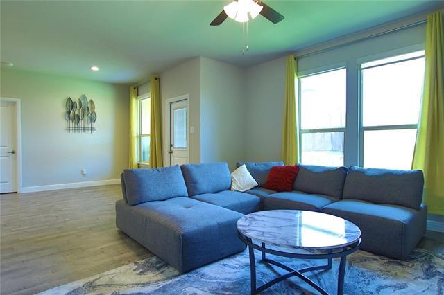 Building Photo - 15813 Caballero Dr