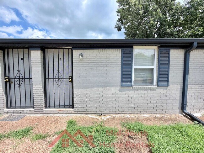 Building Photo - 200 N Tipton St