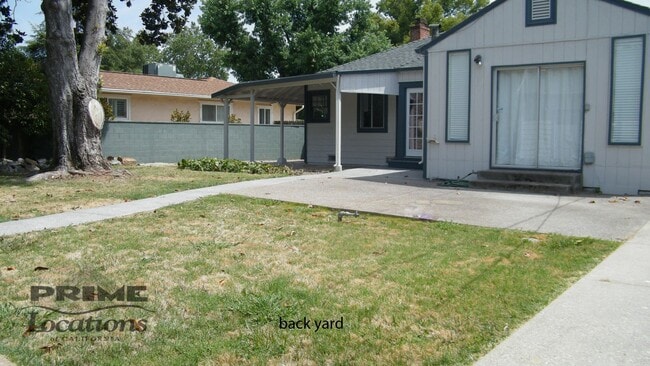 Building Photo - Remodeled Sacramento Gem