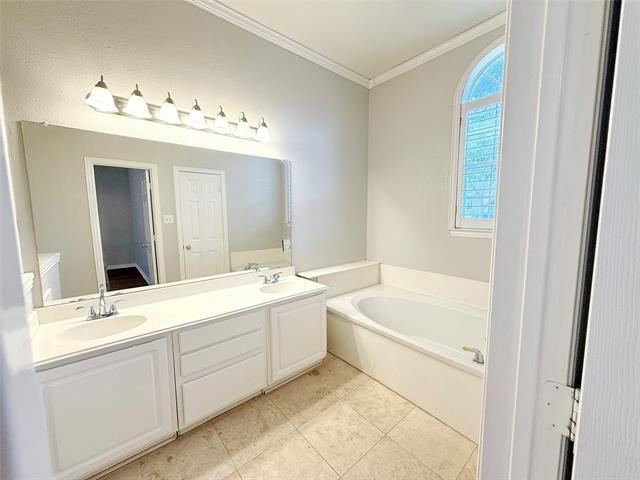 Building Photo - 11721 Duxbury Dr