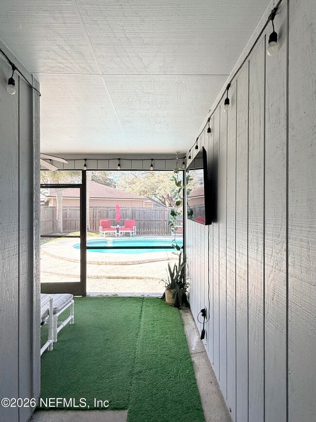 Building Photo - 7748 Pepper Cir E