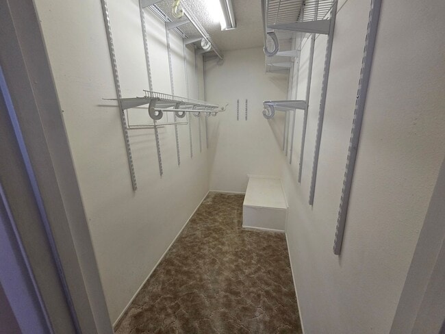 Building Photo - 2 bed/1.5 bath Townhome in Colonial Park