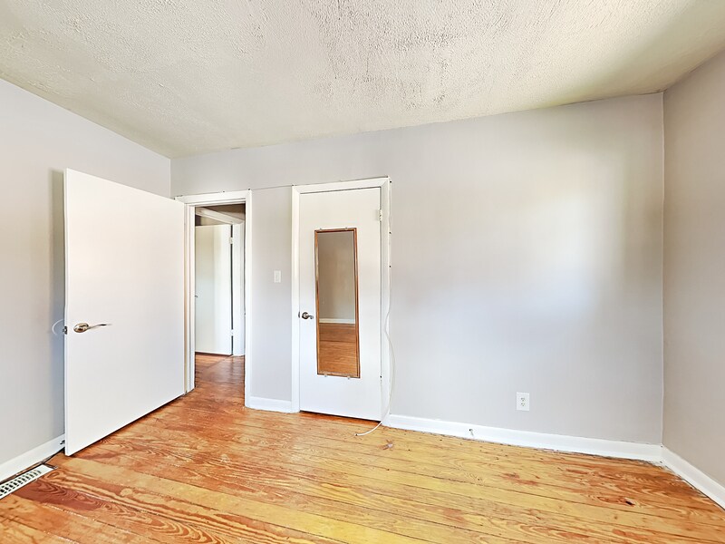 Building Photo - 1332 Eubanks Ave