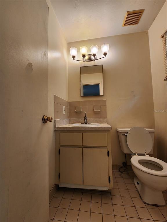 Building Photo - 4021 SW 37th St