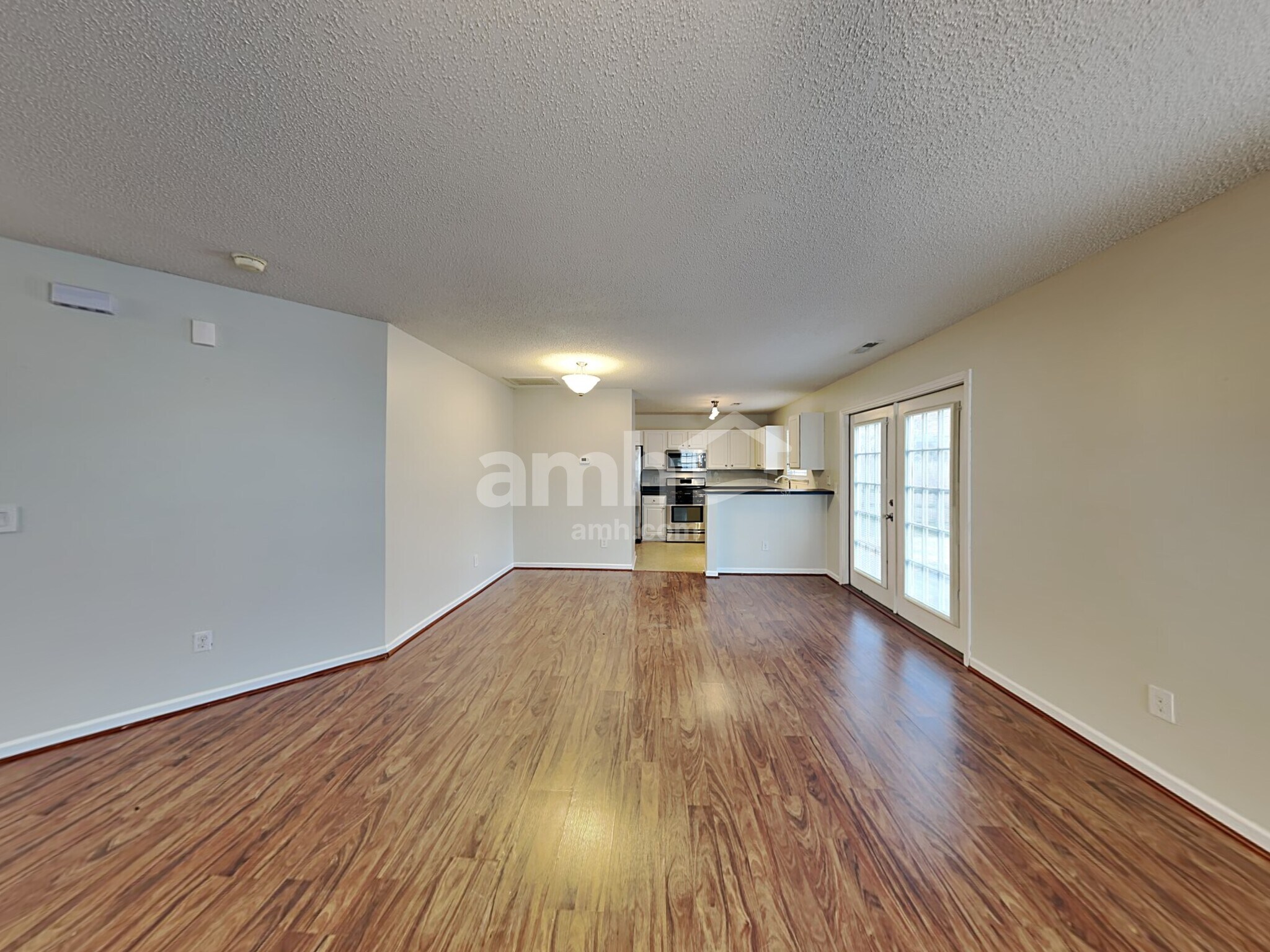 Building Photo - 8836 Laurel Run Dr