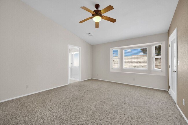 Building Photo - 7716 Bentonite Dr