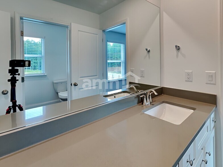 Building Photo - 5036 Pebble Bridge Way