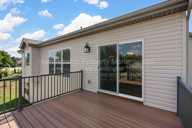 Building Photo - 521 Upper Ridgepointe Ct