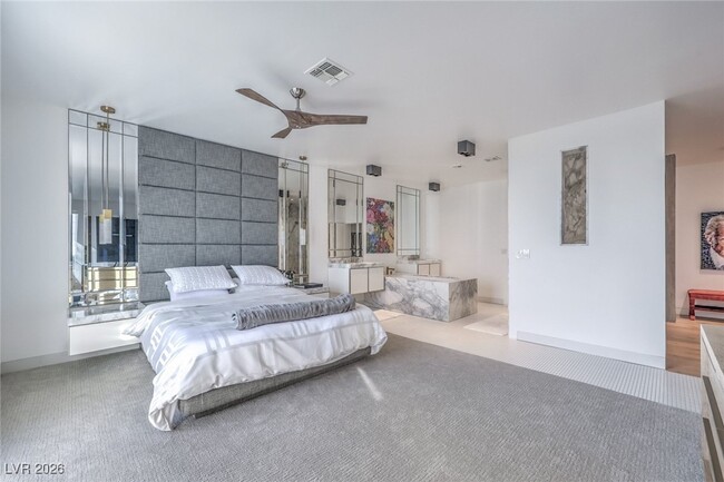 Building Photo - 952 Coatbridge St