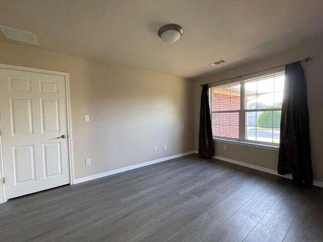 Building Photo - 15425 Fisher Island Dr