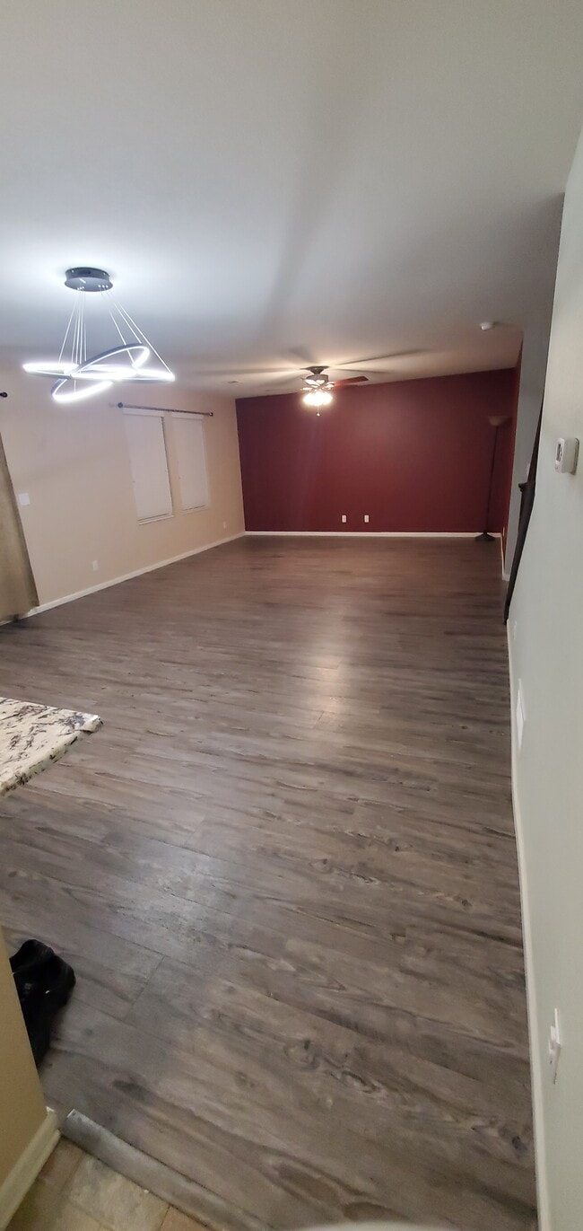 Building Photo - 5387 Laredo Ct