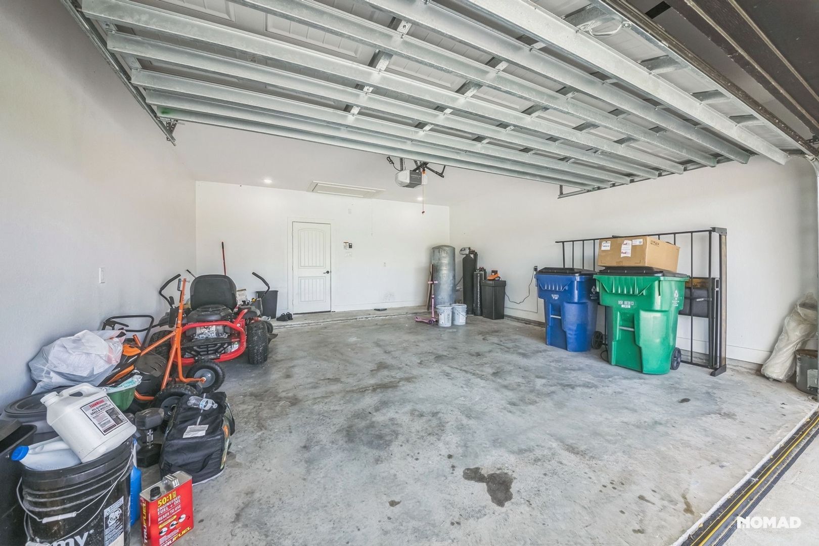 Building Photo - 1420 Palomino Trail
