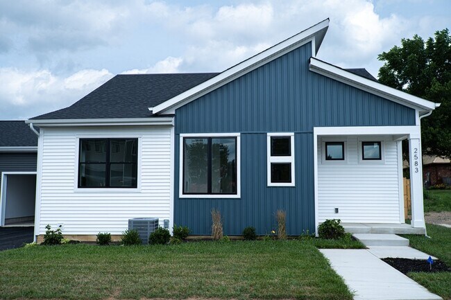 Building Photo - 2584 Mallard Pt Ln